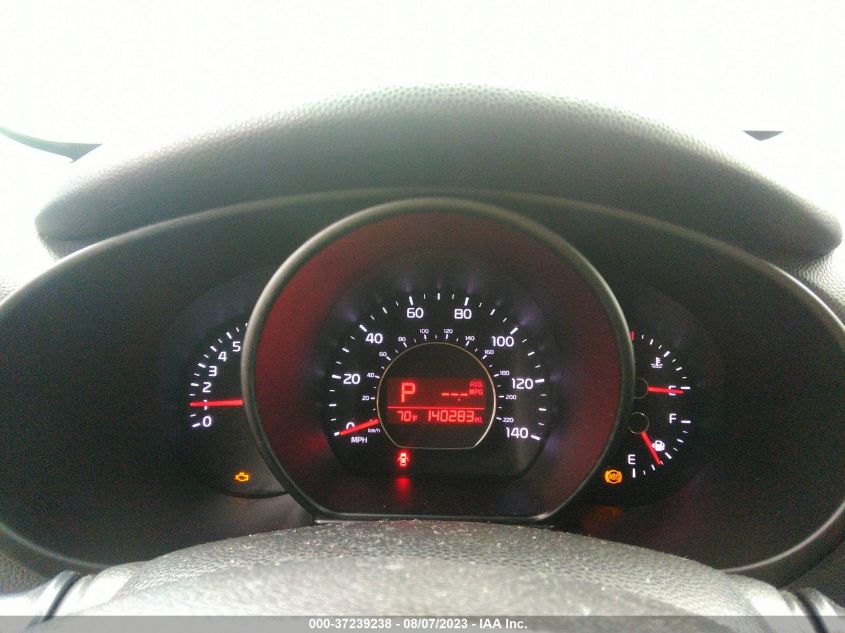 2014 KIA SOUL BASE - KNDJN2A21E7068100