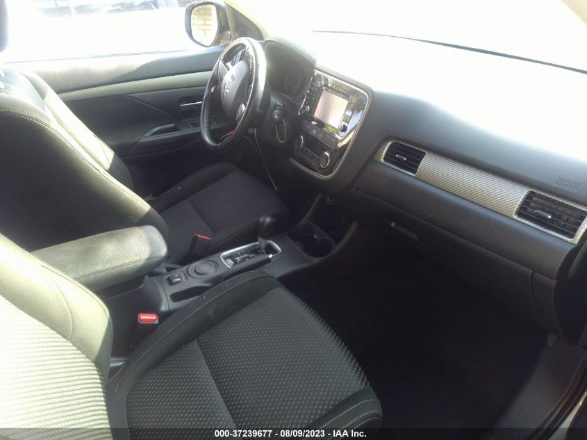 2016 MITSUBISHI OUTLANDER SE/SEL - JA4AD3A34GZ001669