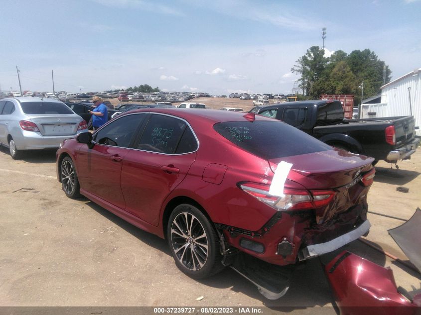 2018 TOYOTA CAMRY LE/SE/XLE/L - 4T1B11HK9JU589752