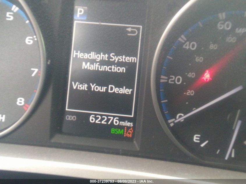 2017 TOYOTA RAV4 XLE - JTMWFREV6HJ721284