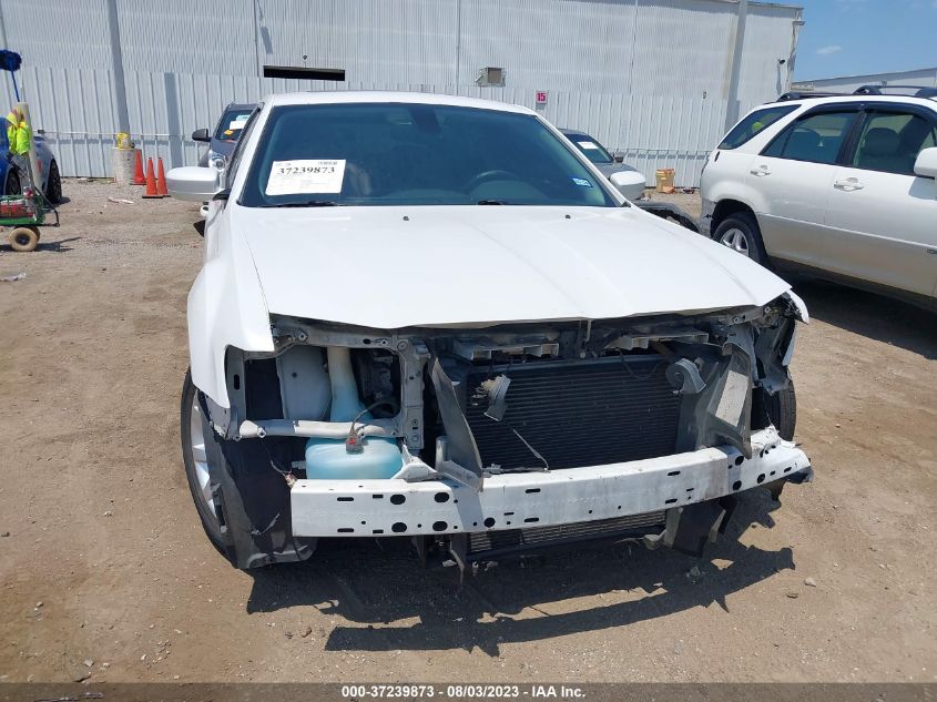 2015 CHRYSLER 300 LIMITED - 2C3CCAAG6FH785820