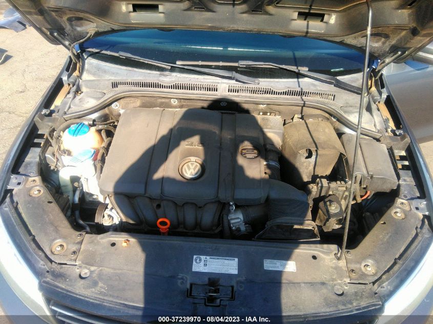 2013 VOLKSWAGEN JETTA SEDAN SE - 3VWDP7AJ9DM414486