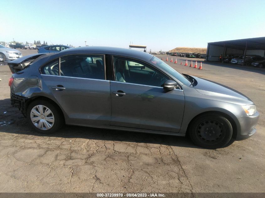 2013 VOLKSWAGEN JETTA SEDAN SE - 3VWDP7AJ9DM414486