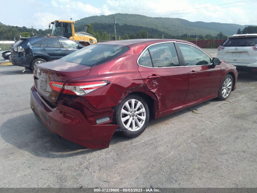2018 TOYOTA CAMRY LE - 4T1B11HK6JU606166