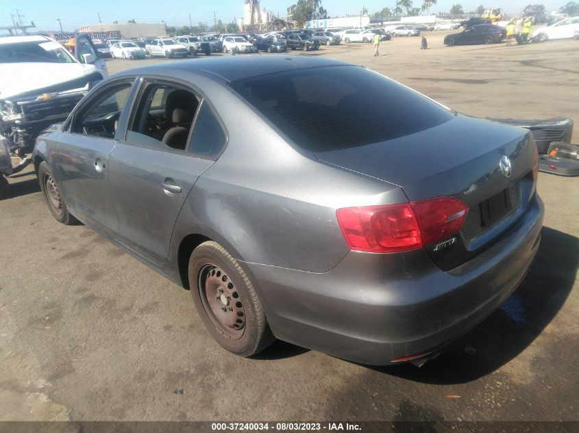 2013 VOLKSWAGEN JETTA SEDAN S - 3VW2K7AJXDM270789