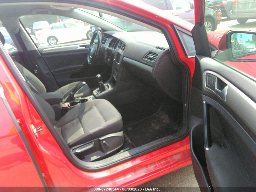 2016 VOLKSWAGEN GOLF TSI S - 3VW117AU8GM013725