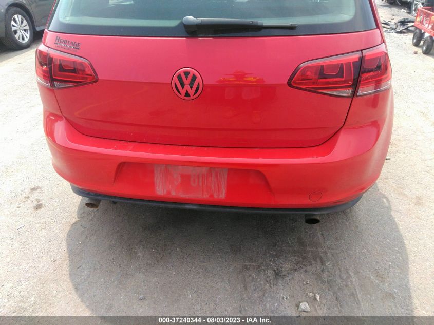 2016 VOLKSWAGEN GOLF TSI S - 3VW117AU8GM013725