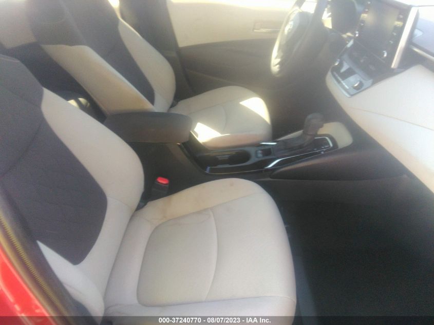 2020 TOYOTA COROLLA LE - JTDVPRAE2LJ105573