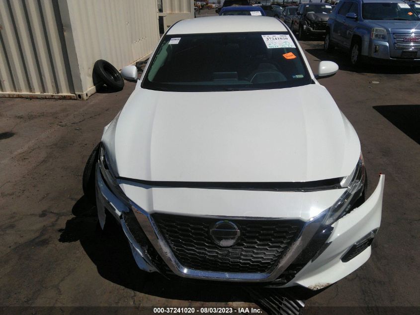 1N4BL4BV1KC149671 Nissan Altima 2.5 S 11