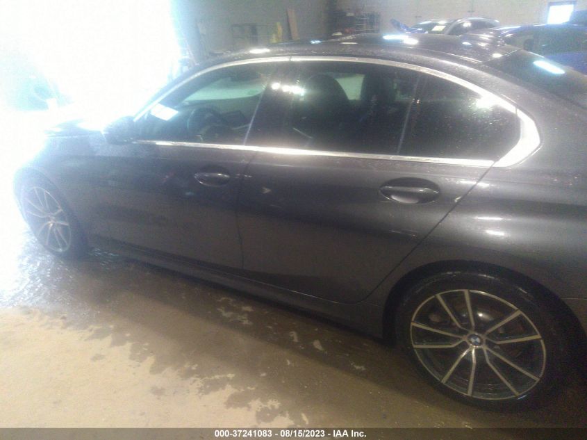 3MW5R7J07L8B03975 BMW 3 Series 330I XDRIVE 14