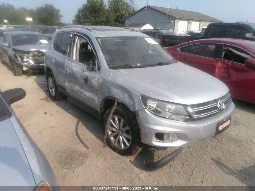 2017 VOLKSWAGEN TIGUAN WOLFSBURG - WVGSV7AX7HK003620