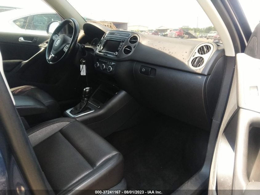 2013 VOLKSWAGEN TIGUAN SE - WVGBV7AX5DW508283