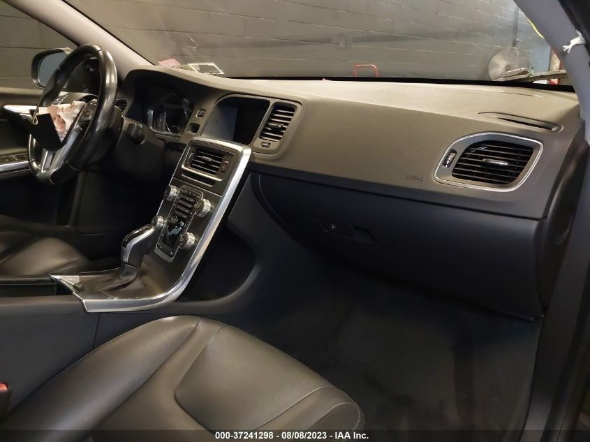 2015 VOLVO S60 T5 PREMIER - YV1612TK5F2352174