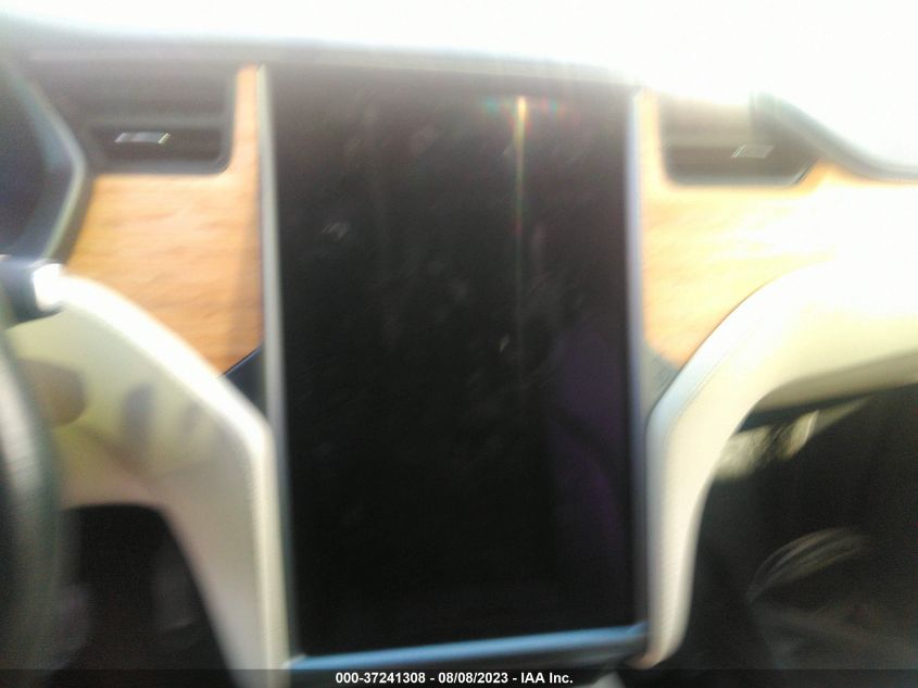 2018 TESLA MODEL X 75D/100D/P100D - 5YJXCAE20JF112368