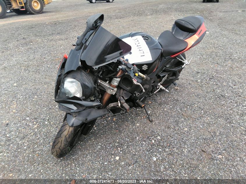 2007 SUZUKI GSX-R1000 JS1GT77A172101957