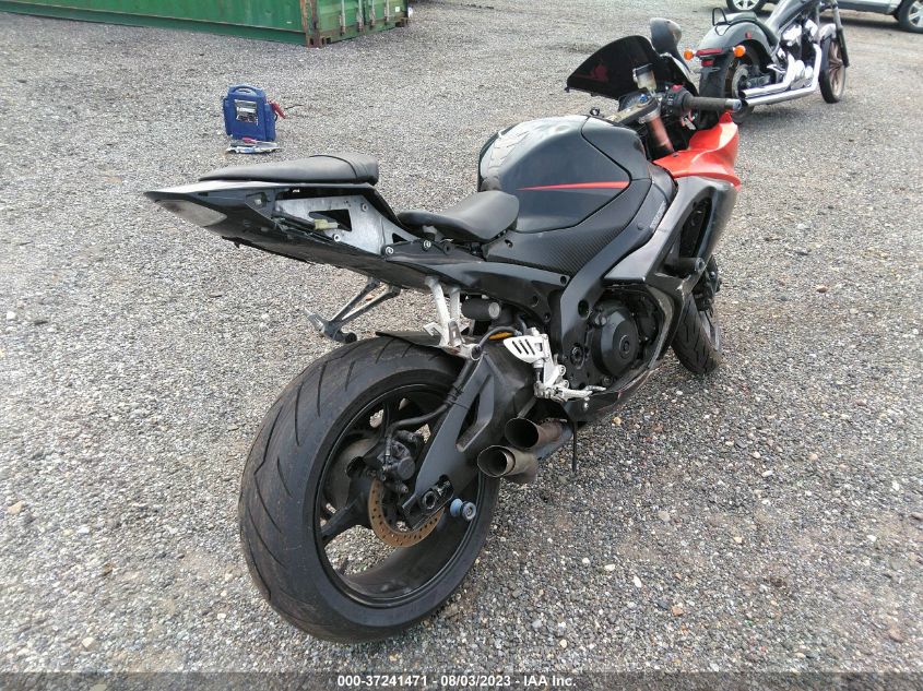 2007 SUZUKI GSX-R1000 JS1GT77A172101957
