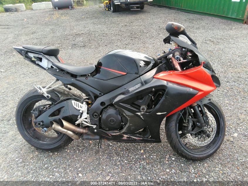 2007 SUZUKI GSX-R1000 JS1GT77A172101957