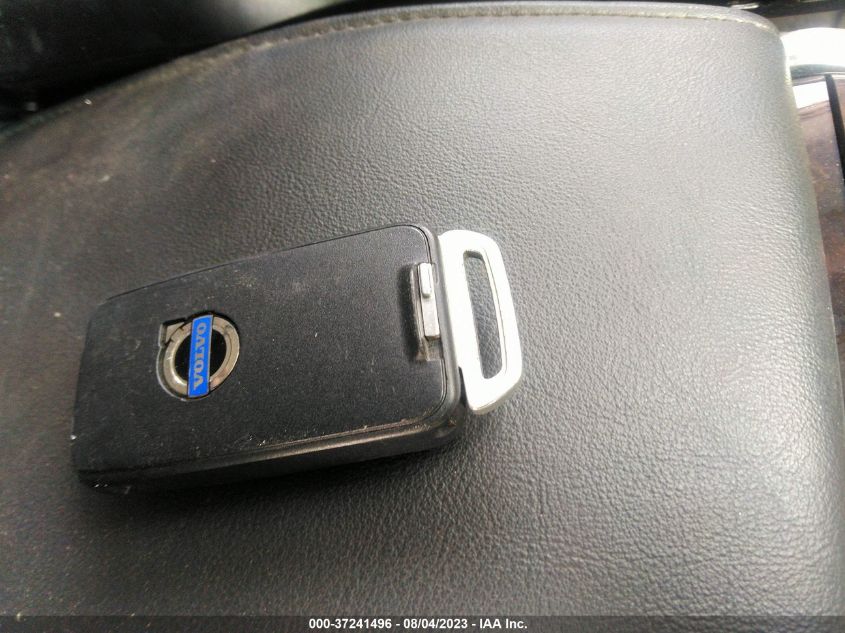 2015 VOLVO XC70 T6 - YV4902NK9F1231217