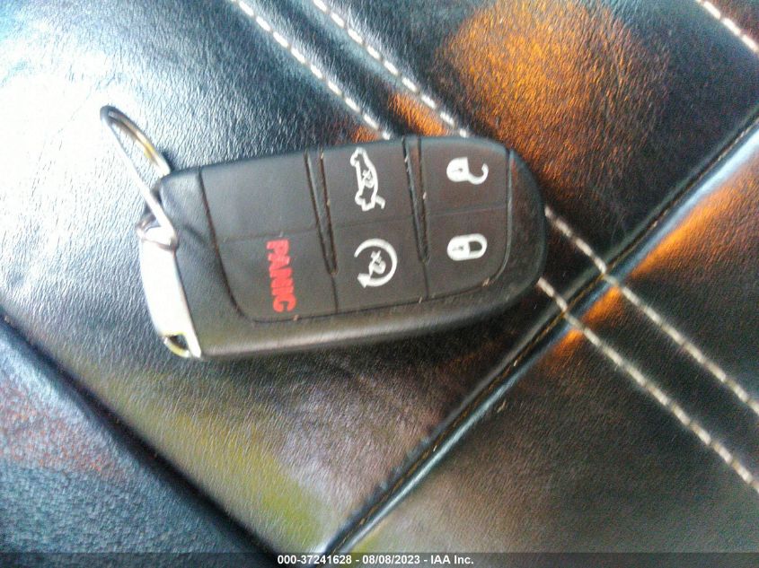 2014 CHRYSLER 300 - 2C3CCABG2EH377134