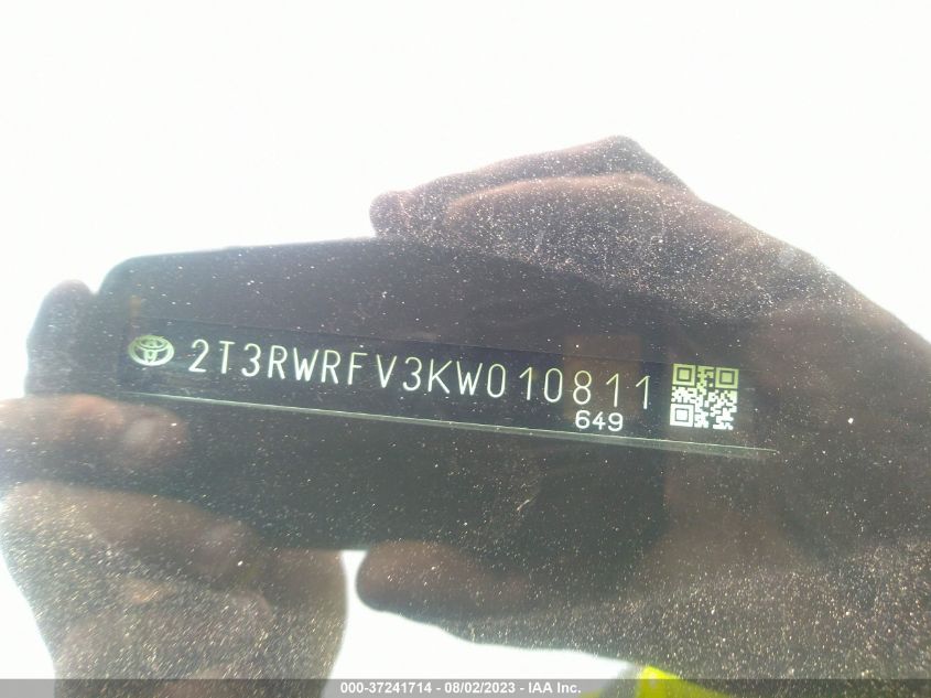 2019 TOYOTA RAV4 HYBRID XLE - 2T3RWRFV3KW010811