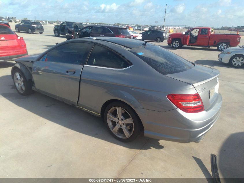 2014 MERCEDES-BENZ C-CLASS C 250 - WDDGJ4HB5EG318998