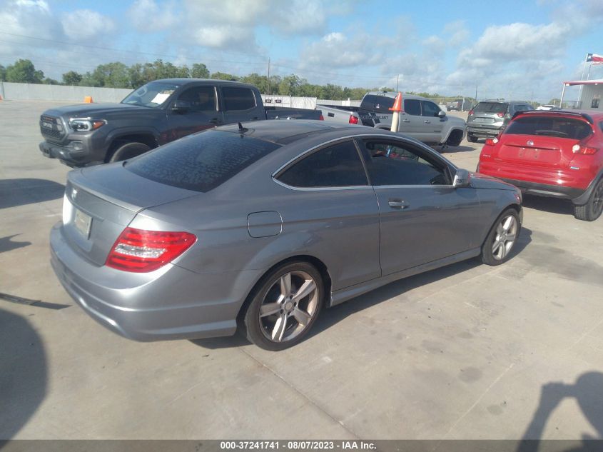 2014 MERCEDES-BENZ C-CLASS C 250 - WDDGJ4HB5EG318998