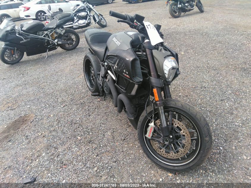 2016 DUCATI DIAVEL - ZDM13BSW4GB028346