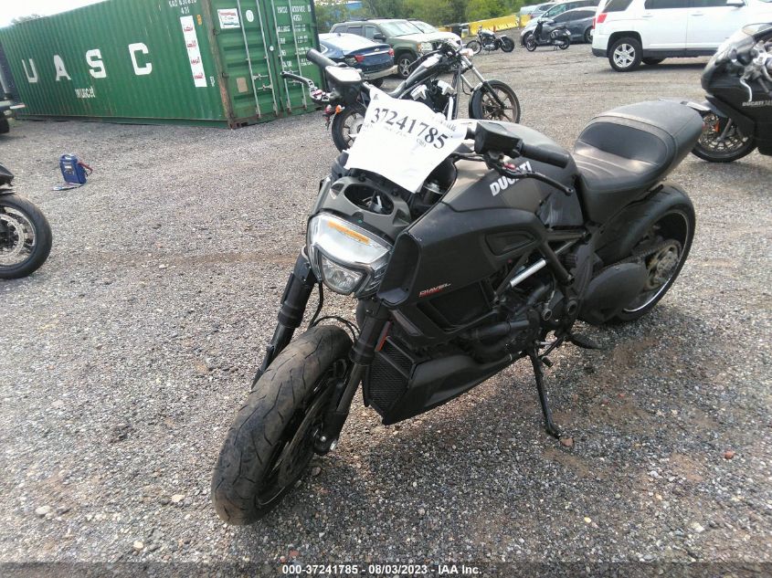 2016 DUCATI DIAVEL - ZDM13BSW4GB028346