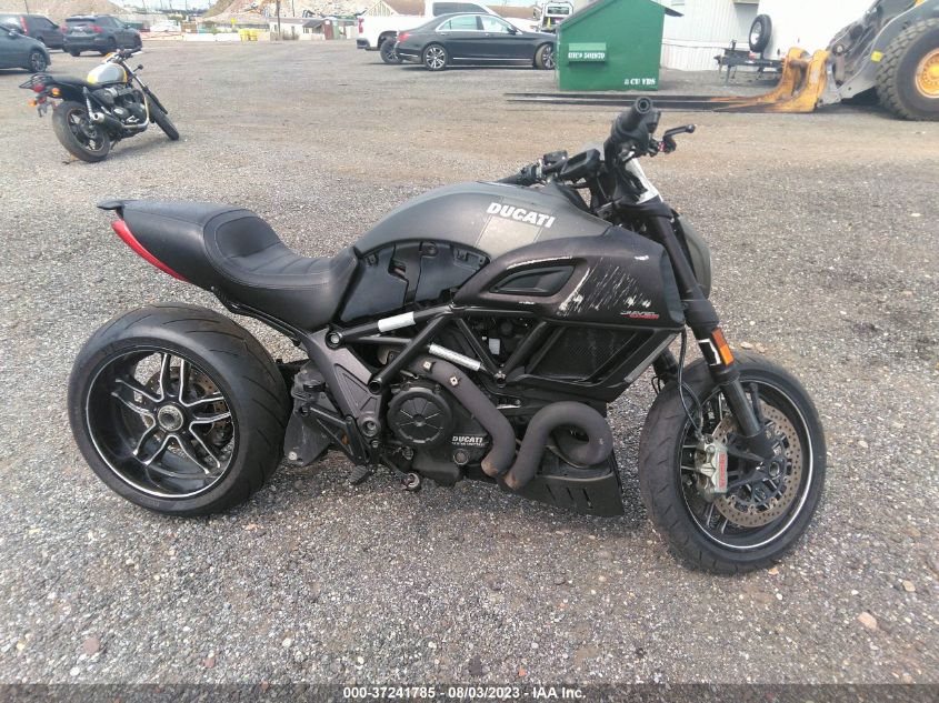2016 DUCATI DIAVEL - ZDM13BSW4GB028346