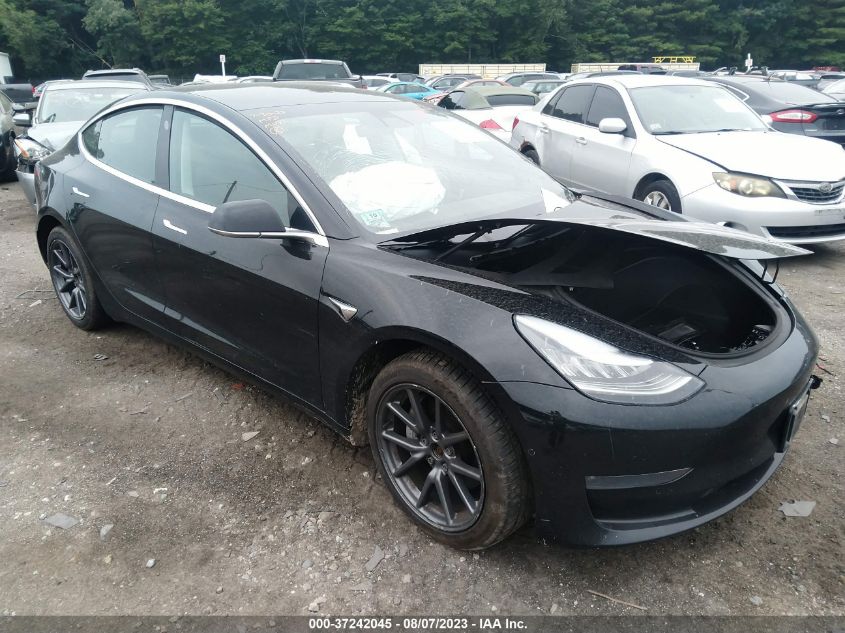 2019 TESLA MODEL 3 LONG RANGE/PERFORMANCE - 5YJ3E1EB5KF359377