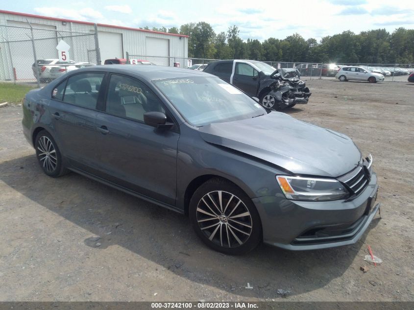 2016 VOLKSWAGEN JETTA SEDAN 1.8T SPORT - 3VWD17AJXGM290945