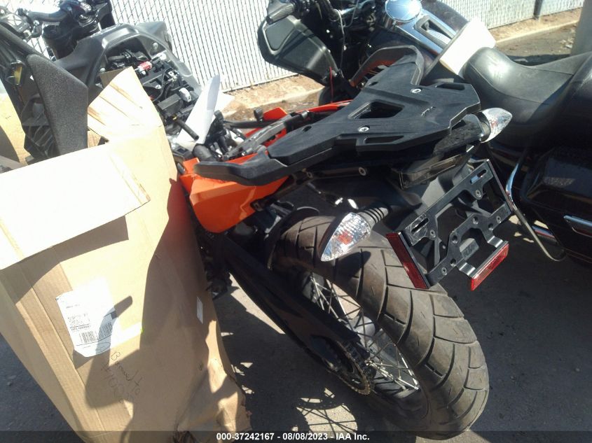 2021 KTM 890 ADVENTURE - VBKTS6406MM806135