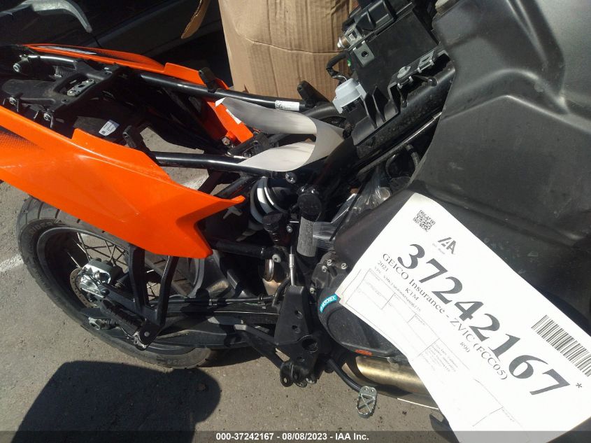 2021 KTM 890 ADVENTURE - VBKTS6406MM806135