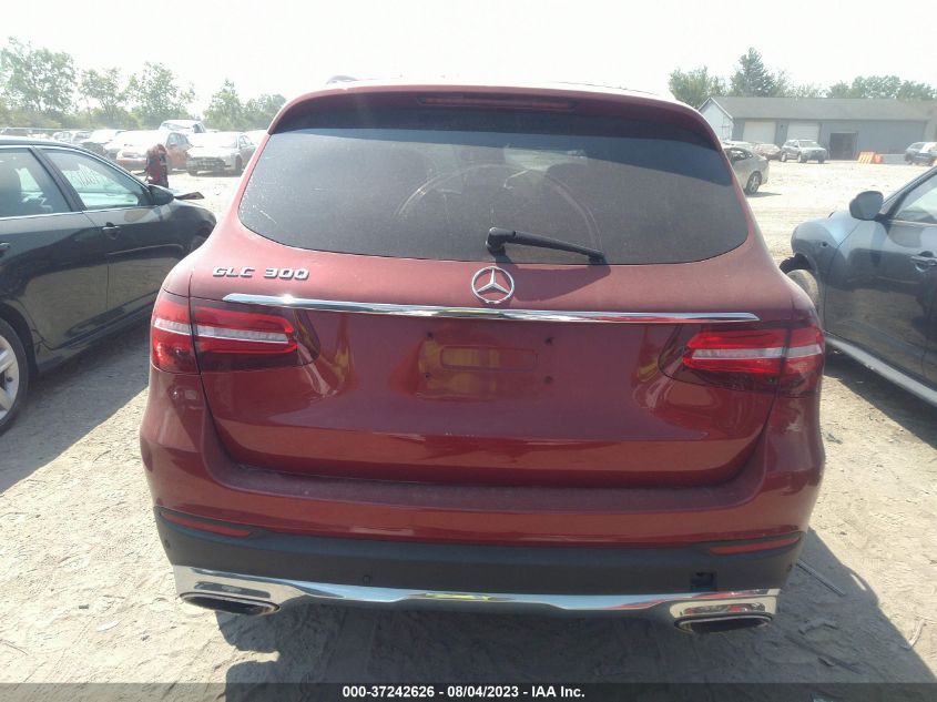 2018 MERCEDES-BENZ GLC GLC 300 - WDC0G4KB4JV107682
