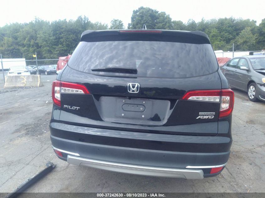 2019 HONDA PILOT TOURING 8-PASSENGER - 5FNYF6H95KB011815