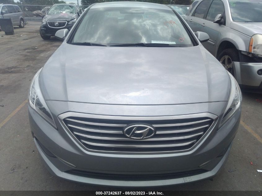 2016 HYUNDAI SONATA 2.4L SE - 5NPE24AF1GH361714