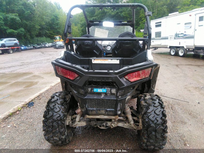 2016 POLARIS RZR 900 - 3NSVAA873GH102465