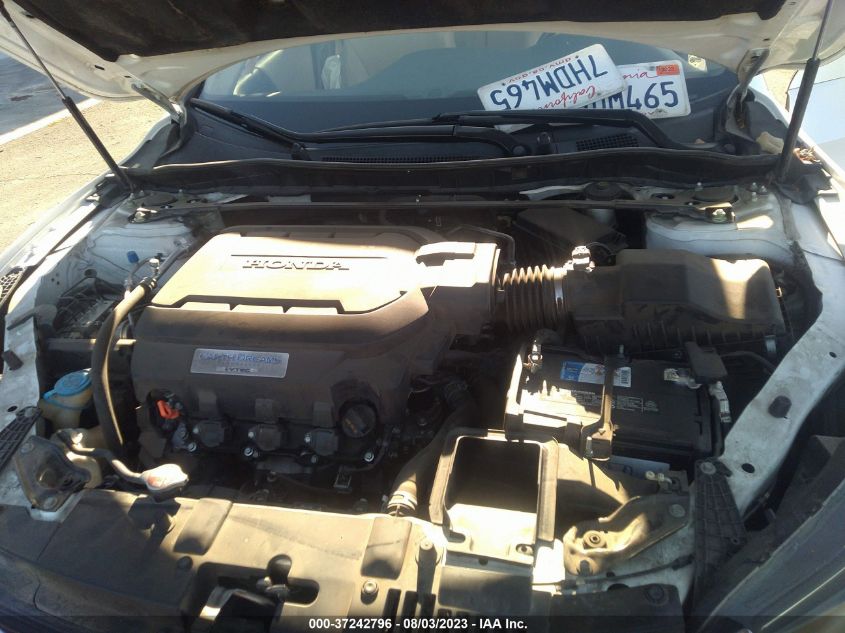 2015 HONDA ACCORD SEDAN EX-L - 1HGCR3F82FA001124