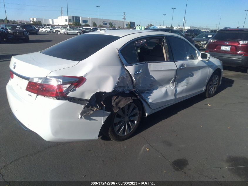 2015 HONDA ACCORD SEDAN EX-L - 1HGCR3F82FA001124
