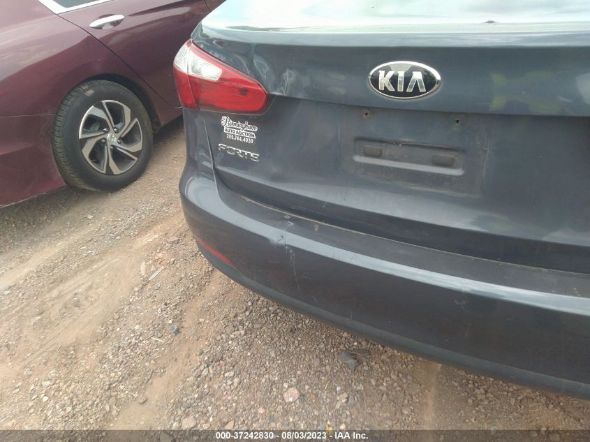 2016 KIA FORTE LX - KNAFK4A65G5458352