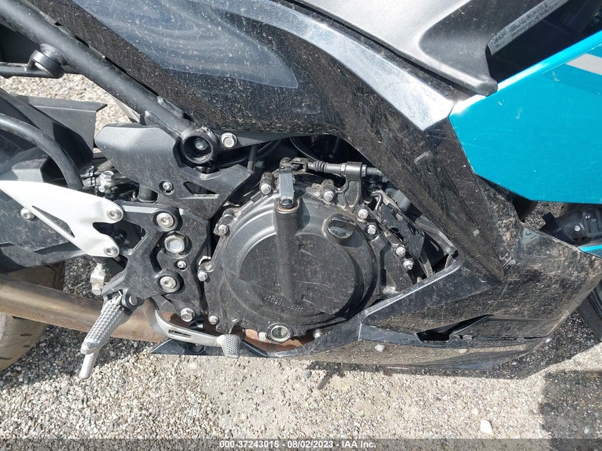 VIN JKAEXKG15MDAA1034 2021 KAWASAKI EX400