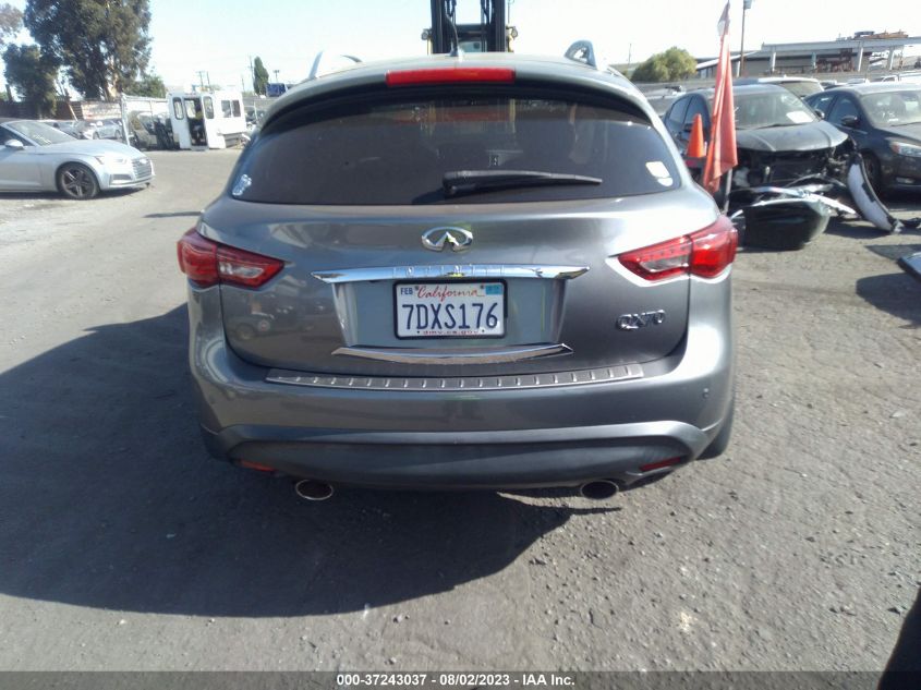 2014 INFINITI QX70 - JN8CS1MU8EM451255