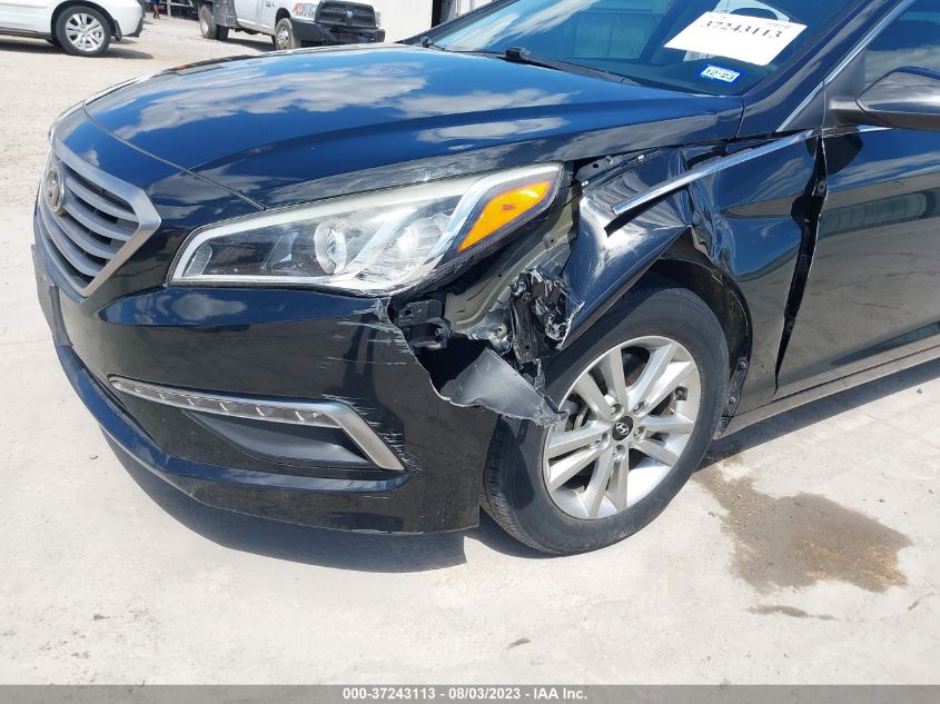 2015 HYUNDAI SONATA 2.4L SE - 5NPE24AF2FH093271