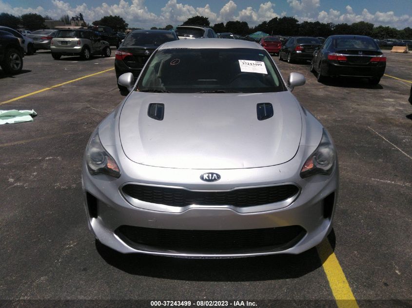 2018 KIA STINGER BASE - KNAE15LA8J6037085