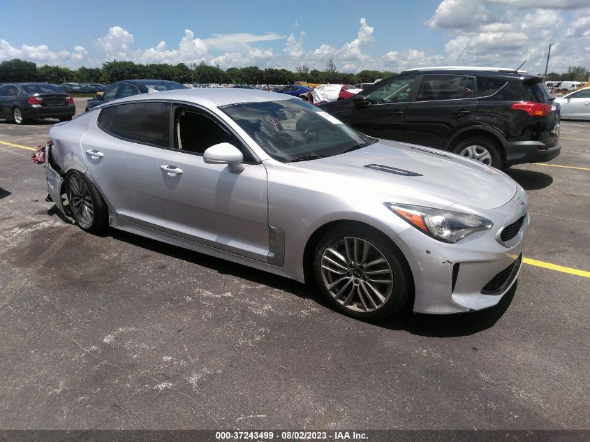 2018 KIA STINGER BASE - KNAE15LA8J6037085