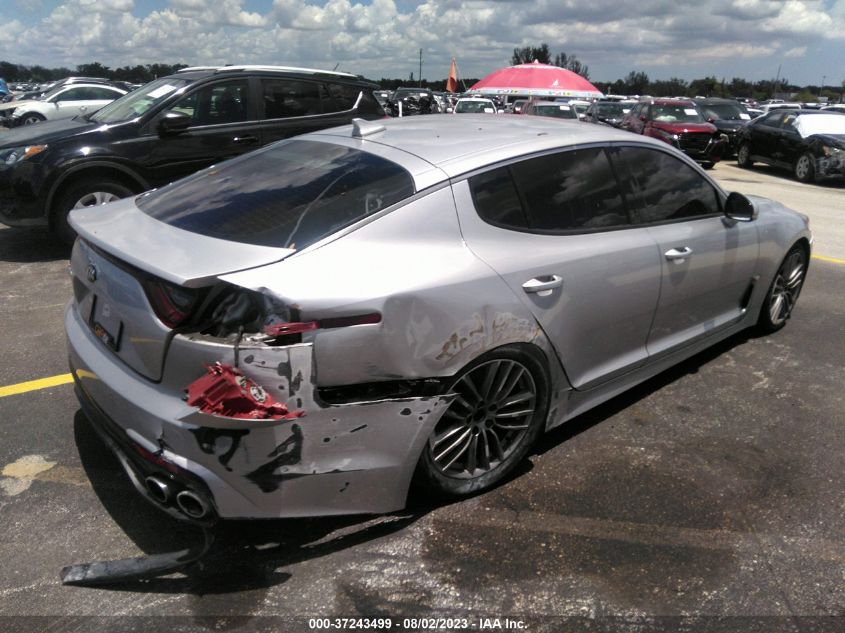 2018 KIA STINGER BASE - KNAE15LA8J6037085