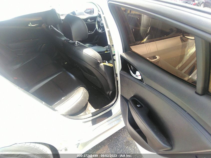 2018 KIA STINGER BASE - KNAE15LA8J6037085