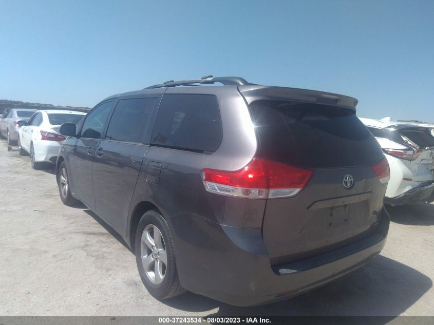 2013 TOYOTA SIENNA LE - 5TDKK3DC7DS358563