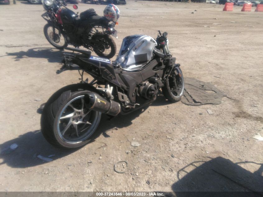 2012 HONDA VFR1200 DCT - JH2SC6351CK200010