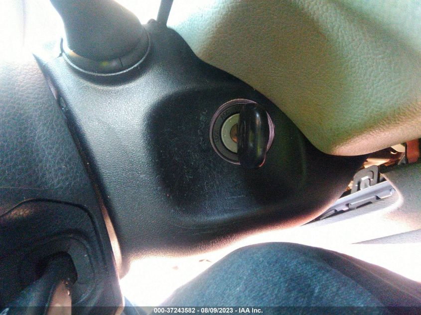 2015 TOYOTA SIENNA LE - 5TDKK3DC7FS569801